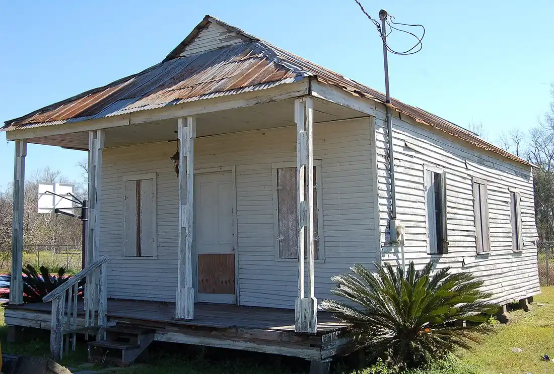 Gutters in St. Gabriel